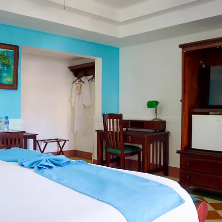 Hotel Victoriano-3